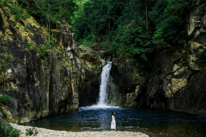 Astonishing nature of Chenh Venh Waterfalls